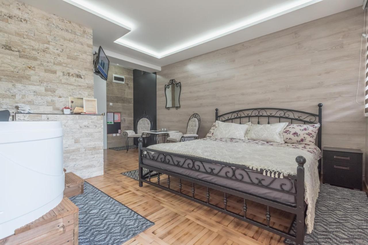 Onore Dell Amore Apartman Sa Djakuzijem Banja Koviljača Exterior foto