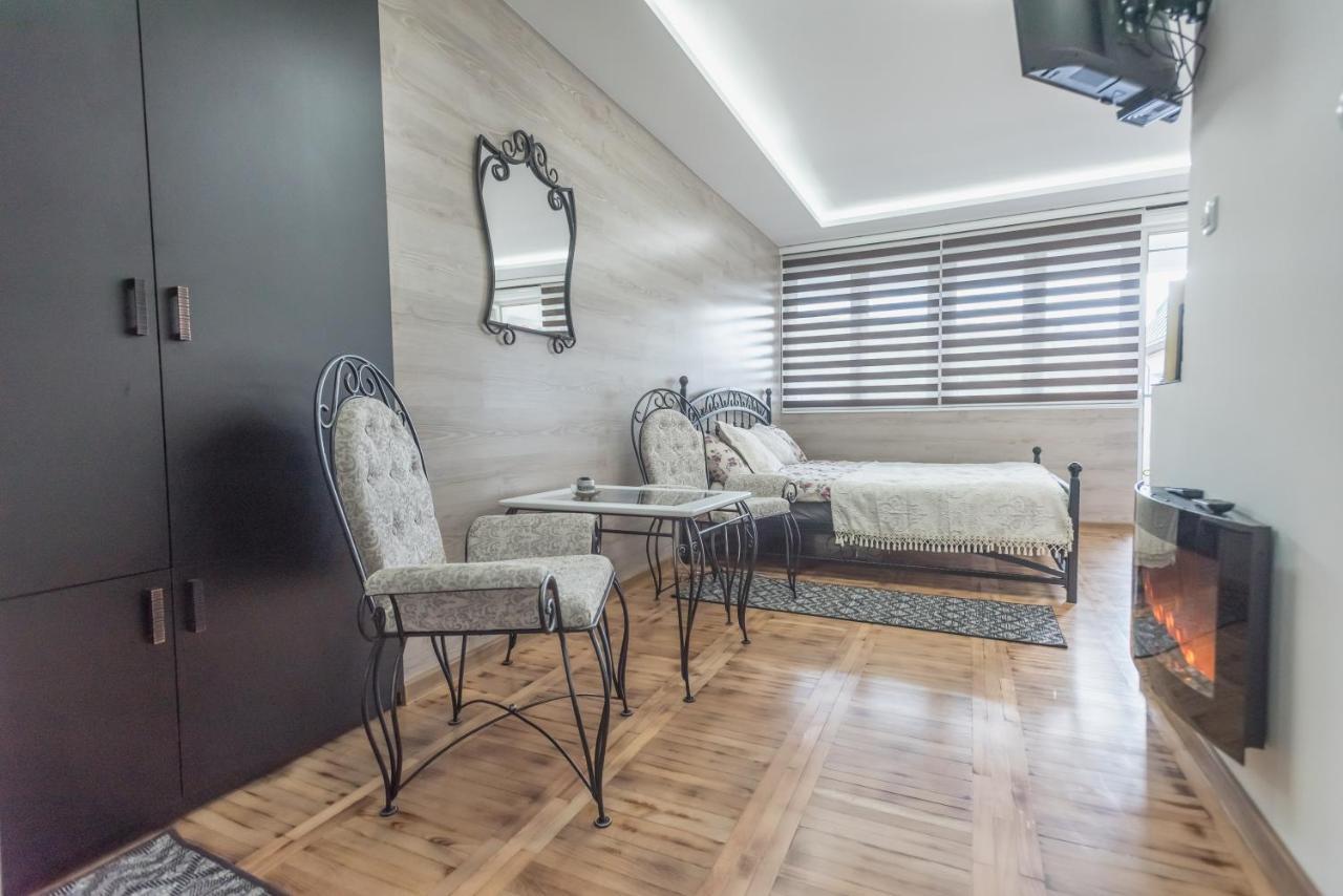 Onore Dell Amore Apartman Sa Djakuzijem Banja Koviljača Exterior foto