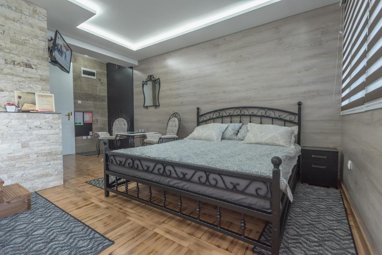 Onore Dell Amore Apartman Sa Djakuzijem Banja Koviljača Exterior foto